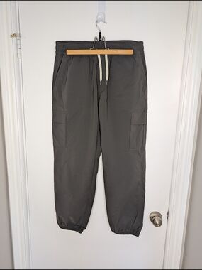 VUORI BIRCH Gray Cargo Jogger Pants with Drawstring